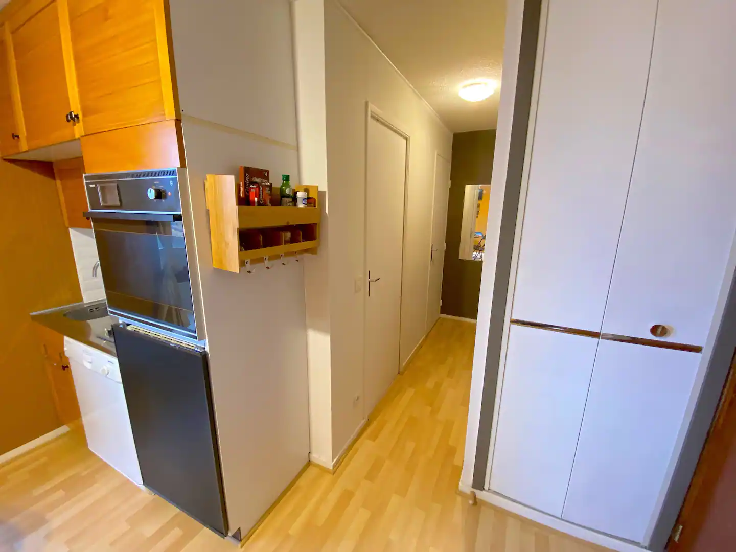 Placard et coin montagne avec 2 lits superposés